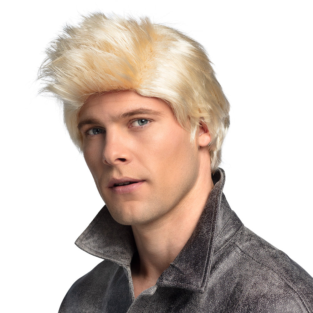 Blonde men's wig made of 100% polyester for adults, displayed in a box packaging.