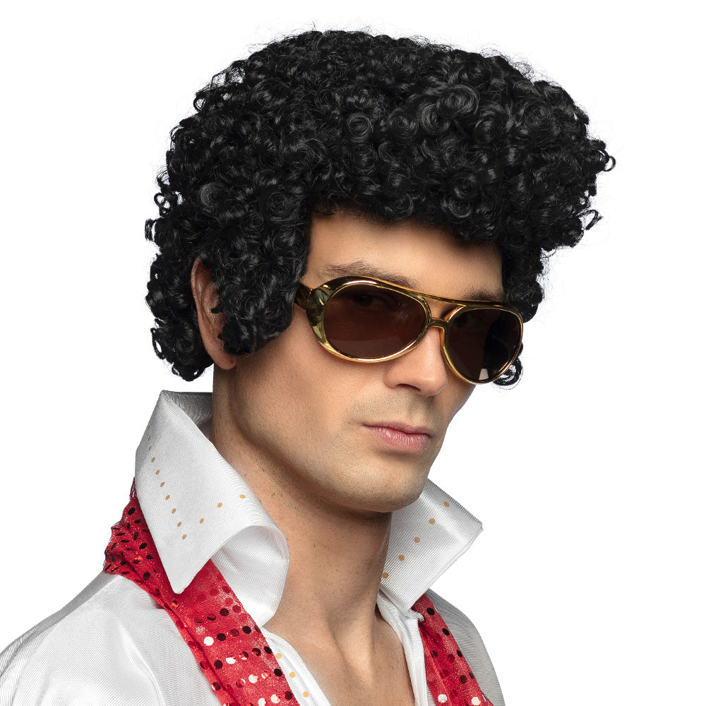 Black Rock 'n Roll wig for men, 100% polyester, adult costume accessory, packaged in a box.