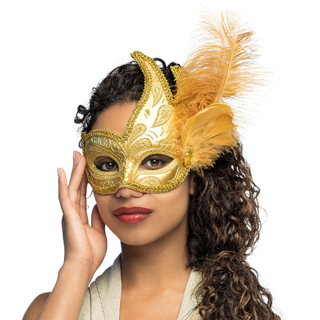 Gold baroque Venetian mask for women with ostrich and cock feathers, elegant masquerade accessory for adults, 21x32x10 cm, made of polystyrene and polyester.