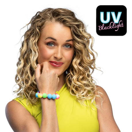 Colorful acrylic bracelet for women inspired by 90s old school style, featuring a multicolor design and fluo accents, displayed with hangtag packaging.