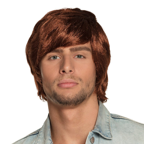 Brown Tyler wig for men made of 100% polyester, adult size, displayed in a box, ideal for costume or fashion use.